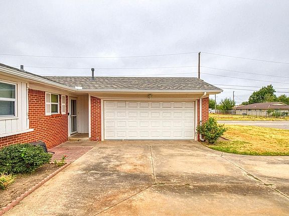3rd image of 6824 NW 20th St