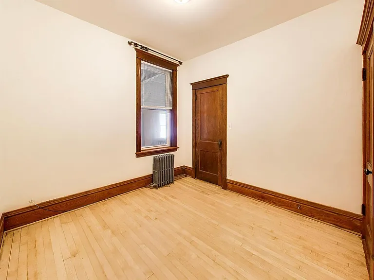 858 N Wolcott Ave #1 — Photo 16