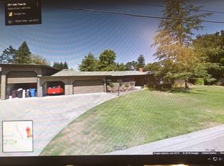 291 Oak Tree Dr, Santa Rosa, CA 95401
