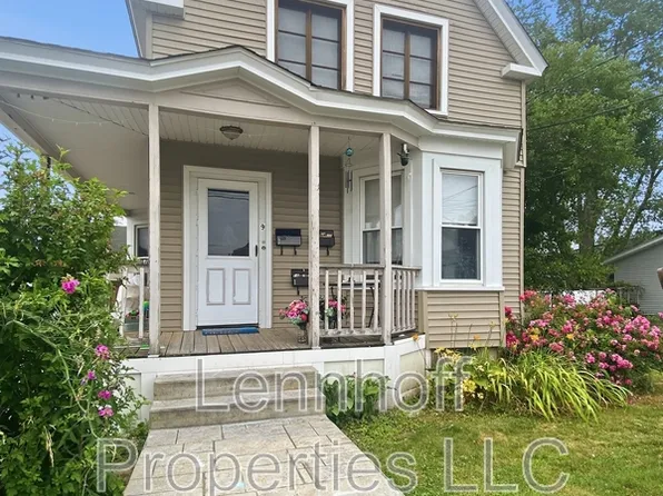 9 Lund St #1, Nashua, NH 03060