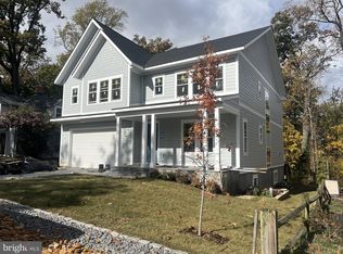 5427 3rd St S, Arlington, VA 22204