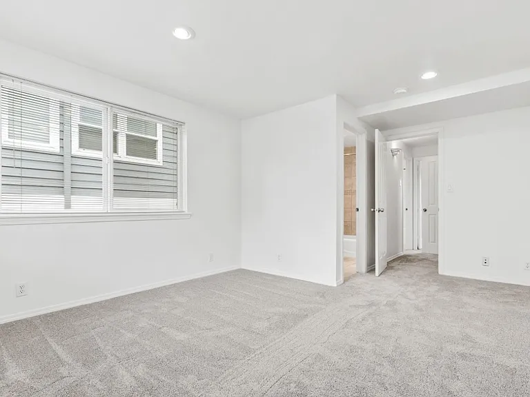 3633 22nd Ave W #B — Photo 33