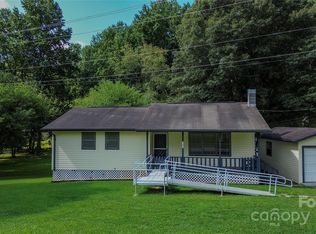 141 Prentiss Bridge Rd, Franklin, NC 28734