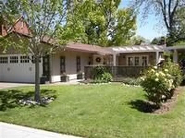 421 34th St, Sacramento, CA 95816