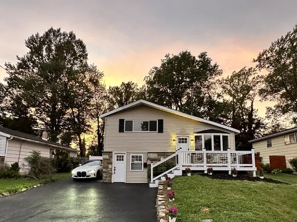 1544 Lindbergh Ave, Abington, PA 19001