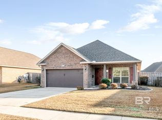2438 McKenzie Ct W, Saraland, AL 36571