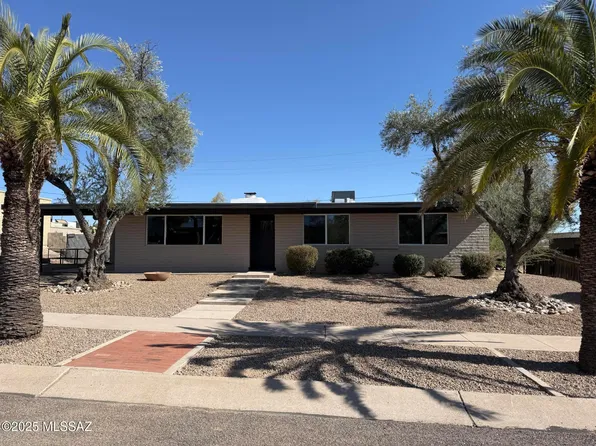 8324 E Beverly St, Tucson, AZ 85710