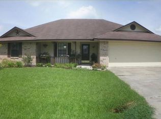 106 Sparrow Ln, Victoria, TX 77905