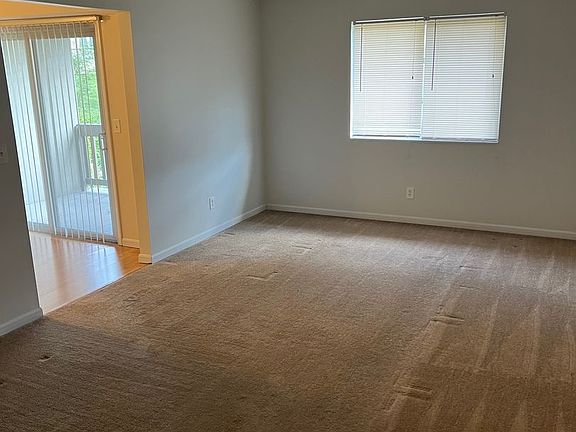 2nd image of 633-634 Spille Ct #32