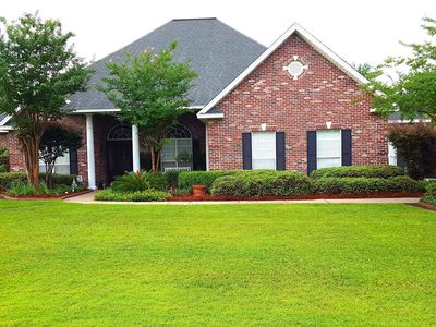14142 N White Swan Dr, Gulfport, MS, 39503