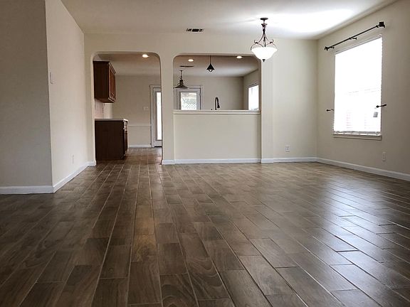 living/ dining room