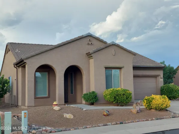 2035 W Demetrie Canyon Dr, Green Valley, AZ 85622