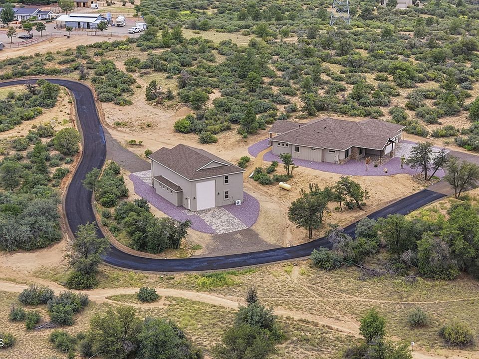 1st image of 9596 N Bridle Ridge Rd