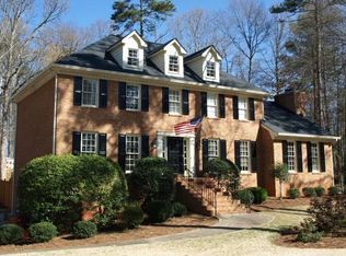 4777 Rainbrook Dr, Lilburn, GA 30047
