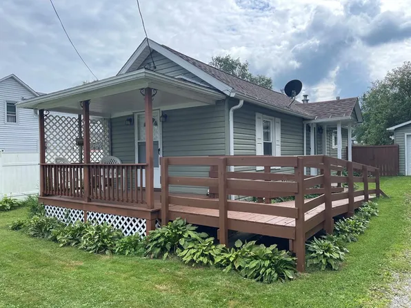 8 Polk St, Franklin, PA 16323