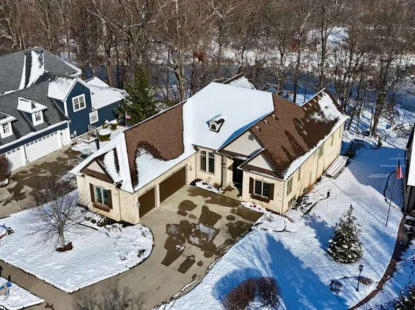 1105 Cape Coral Dr, Cicero, IN 46034