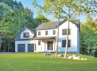 32 Island View Dr, Greene, ME 04236