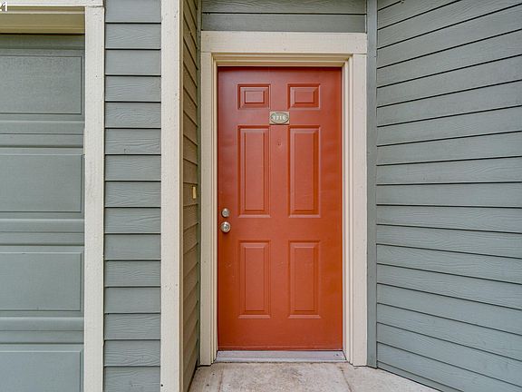 3rd image of 1716 SE Halyard Ln #1716K