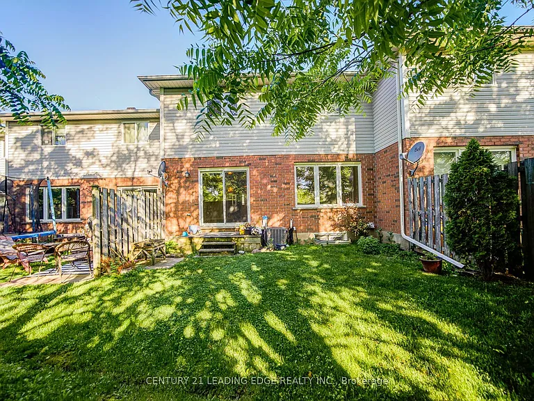 124 College St #9 — Photo 47