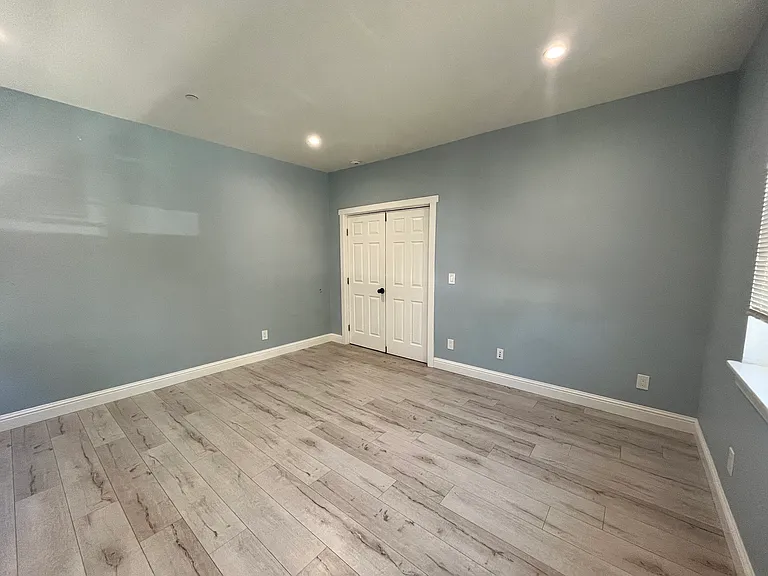 435 S 7th St #1 — Photo 10