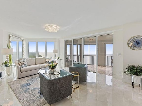 4th image of 8111 Bay Colony Dr APT 1902