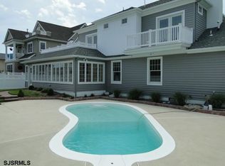 25 Waterway Rd, Ocean City, NJ 08226