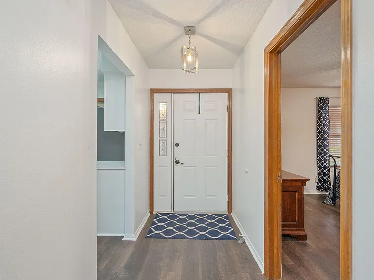 39 Hidden Cove Cir — Photo 4