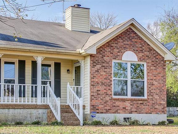 3rd image of 624 Brentmeadow Cir