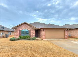 1504 Rangeline Rd, Norman, OK 73071