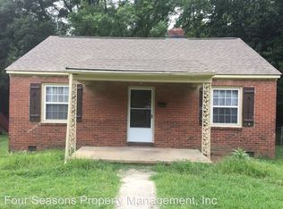 317 E Cama St, Charlotte, NC 28217
