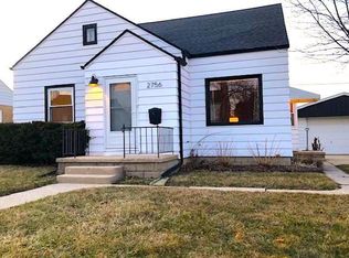 2756 E Crawford Ave, St Francis, WI 53235