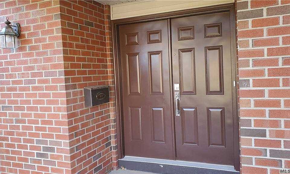 1st image of 81 Estates Ter N