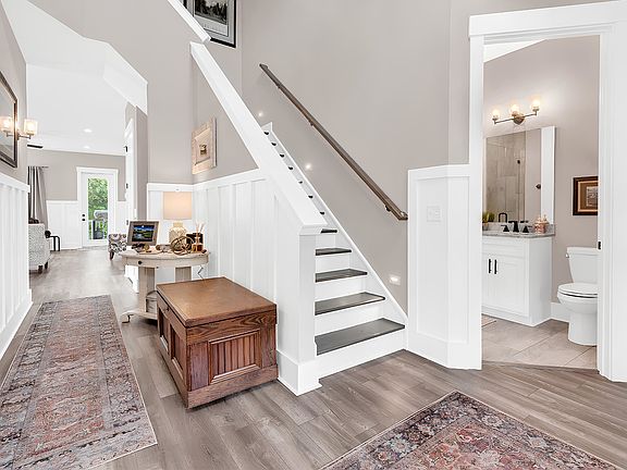 4th image of 50 Comfort Ln.