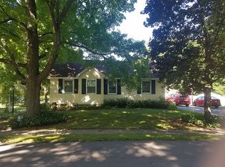 204 N Williams St, Stockbridge, MI 49285