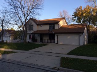 3409 Blakewood Ave, South Milwaukee, WI 53172