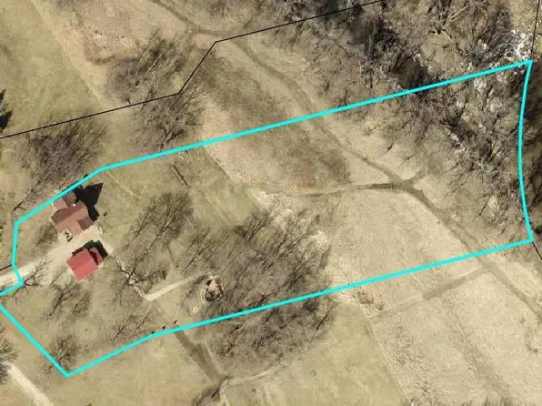 1880 Gilbert St, Charles City, IA 50616