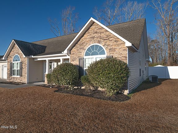 4th image of 2816 Mockingbird Lane