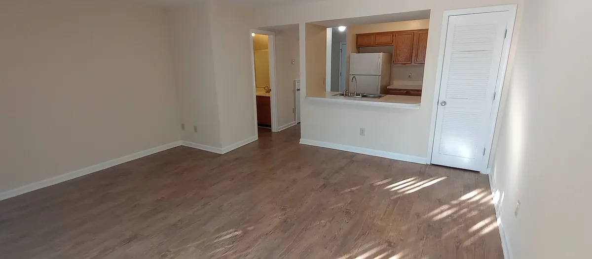 Building Photo - 322 Dennison Ct