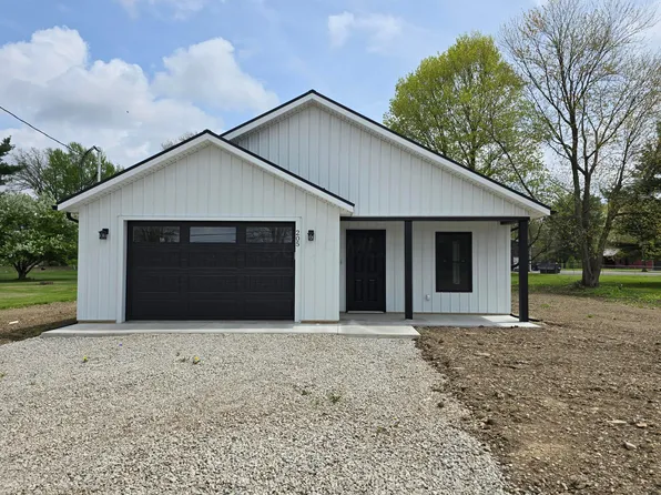 205 Railroad St, Cardington, OH 43315