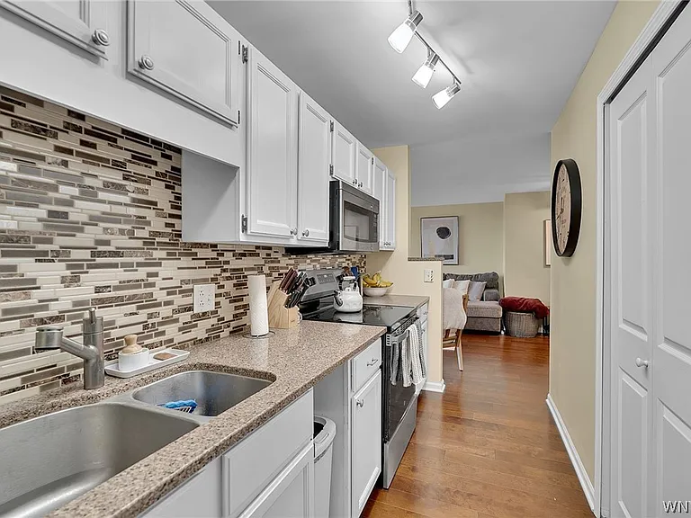 200 Lakefront Blvd #303 — Photo 15