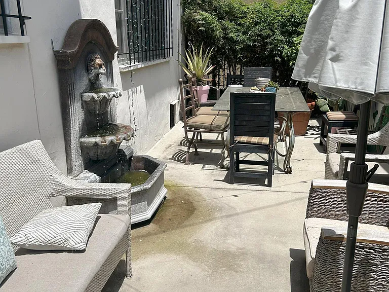 420 S Detroit St #3 — Photo 30