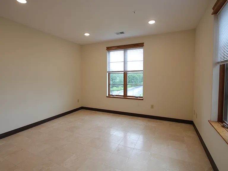 3114 S Sare Rd — Photo 8