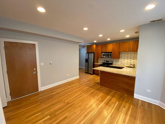 4th image of 1452 W Thorndale Ave APT 2N