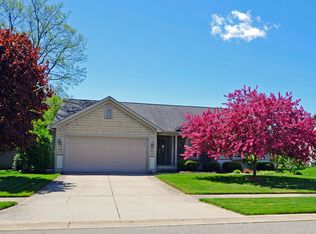 3753 Kirkland Ridge Dr, Holt, MI 48842