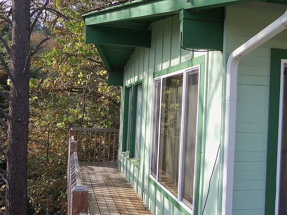 Front/Side Deck View