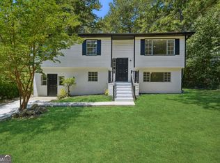 150 Rockfort Ct, College Park, GA 30349