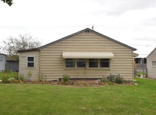 3433 S 20th St, Milwaukee, WI 53215
