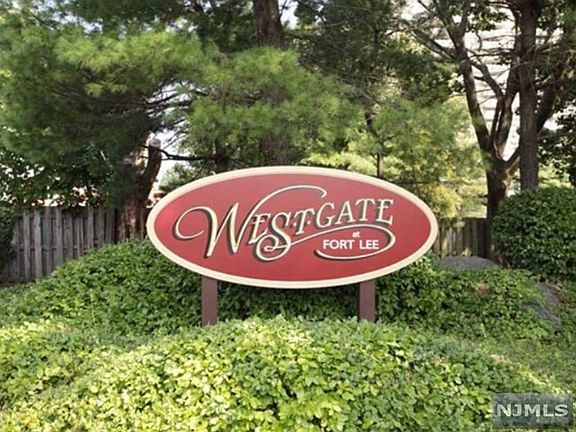 2nd image of 1438 Westgate Dr #7219