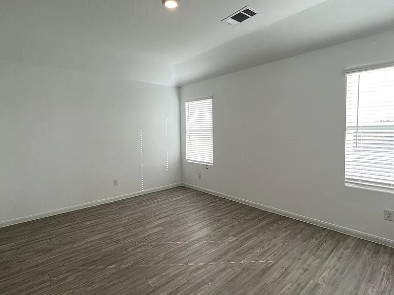 7010 Pail Pl — Photo 40