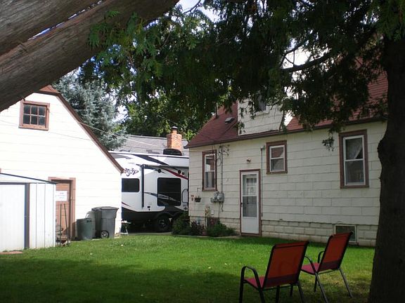 3rd image of 143 N Morse St